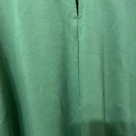 Ann Taylor Forest Green Ruffle Blouse medium - Picture 10 of 13